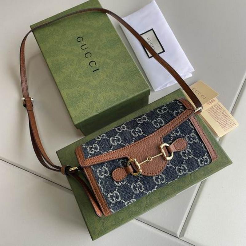 Gucci Handbags 17